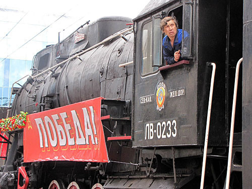 Машинист ретро-поезда "Победа", Ростов-на-Дону, 22 апреля 2010 года. Фото "Кавказского Узла"