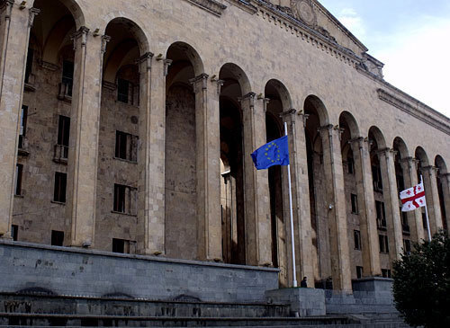 Тбилиси, здание парламента Грузии. Фото "Кавказского Узла"