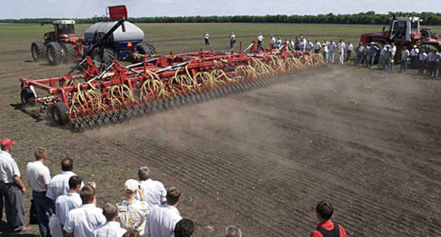 Волгоградская область, семинар для руководителей агропромышленного комплекса в Михайловском районе. Фото с сайта www.volganet.ru