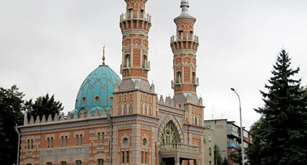 Суннитская мечеть во Владикавказе, Северная Осетия. Фото с сайта http://commons.wikimedia.org