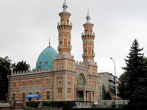 Суннитская мечеть во Владикавказе, Северная Осетия. Фото с сайта http://commons.wikimedia.org