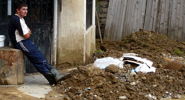 Последствия наводнения в Джавском районе Южной Осетии. Поселок Джава, 22 июня 2010 года. Фото "Кавказского Узла"