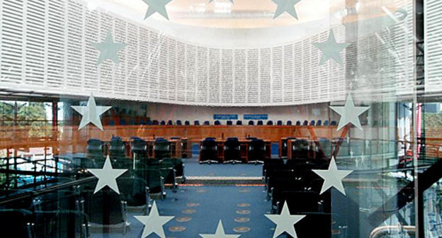 В здании Европейского суда по правам человека. Фото: © Council of Europe/www.flickr.com/photos/councilofeurope