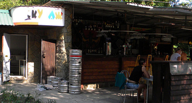  Кафе "Кураж", Сочи, 5 августа 2010 года. Фото "Кавказского узла"