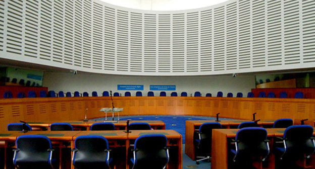Зал судебных заседаний Европейского суда по правам человека в Страсбурге. Фото: www.flickr.com/photos/mnkysuit