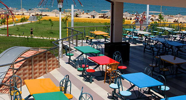 Турбаза, построенная частными инвесторами на побережье Каспийского моря возле Махачкалы. Фото: агентство инвестиций Республики Дагестан