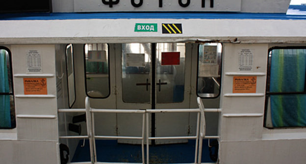 Вход на борт пассажирского теплохода "Фотон". Сочи, Хостинский район. Фото "Кавказского узла"