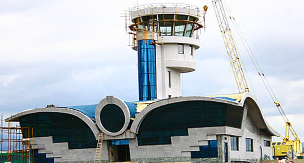 Нагорный Карабах, здание Степанакертского аэропорта. Фото "Кавказского узла"