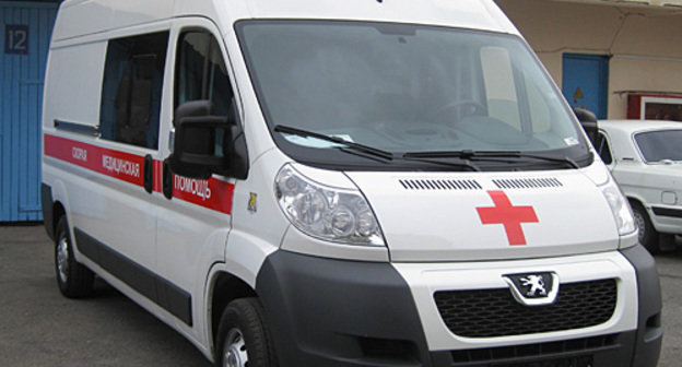 Новый реанимобиль, оснащенный современным оборудованием для оказания экстренной медицинской помощи. Владикавказ, октябрь 2010 года. Фото "Кавказского узла"
