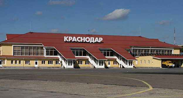 Аэропорт "Пашковский", Краснодар. Фото с сайта www.radioscanner.ru