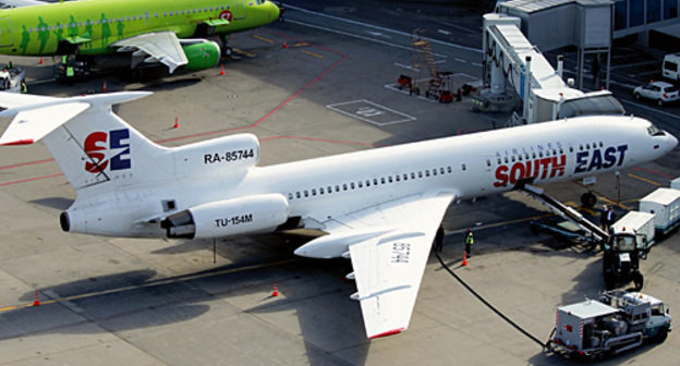 Самолет ТУ-154 "Авиалиний Дагестана" в аэропорту "Домодедово". Фото Бугинова Артема с сайта http://russianplanes.net/PHOTER/Buginov_Artem
