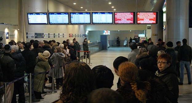 В зале прилетов аэропорта "Домодедово" после взрыва, 24 января 2011 года. Фото "Кавказского узла"