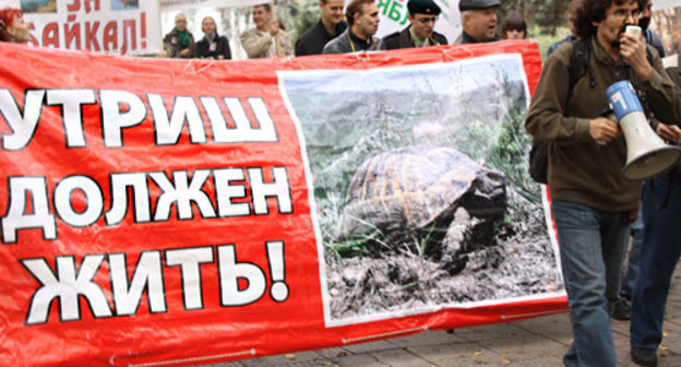 Андрей Рудомаха на экологическом митинге в Краснодаре, 23 октября 2010 года. Фото "Кавказского узла"