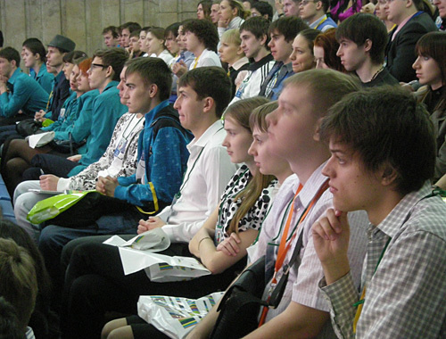 Студенты Зимней школы Благотворительного фонда Владимира Потанина, Сочи, 1 февраля 2011 года. Фото "Кавказского узла"