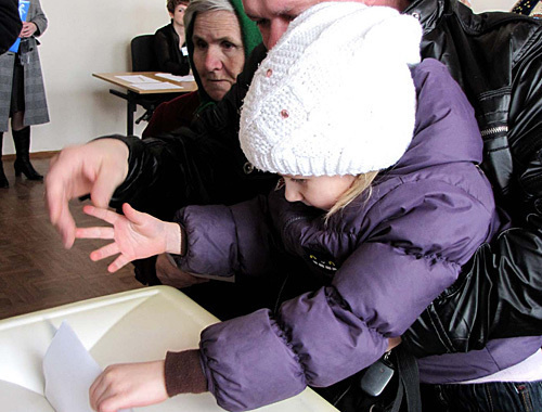 На избирательном участке №2061 Азовского района Ростовской области, 14 марта 2010 года. Фото "Кавказского узла"