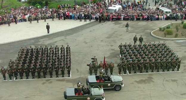 Военный парад в г. Степанакерт. Нагорный Карабах, 9 мая 2008 г. Фото: www.militaryphotos.net