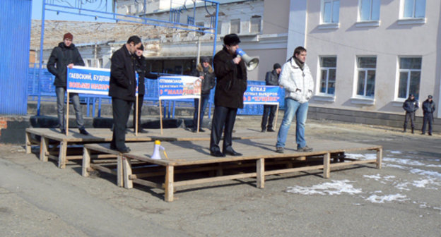 Митинг "За честные выборы" в г. Ипатово Ставропольского края 19 февраля 2011 г. Фото "Кавказского узла".
