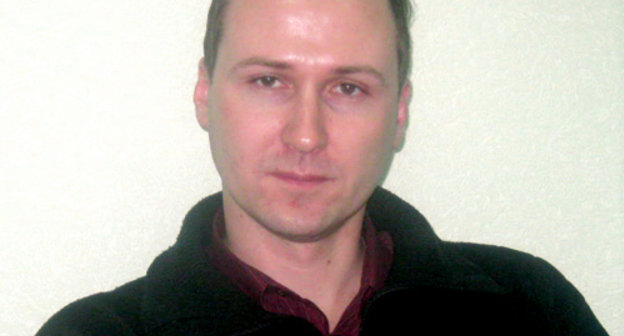 Александр Токарев, журналист газеты "Астраханская правда".  Астрахань, 16 марта 2011 г. Фото "Кавказского узла"