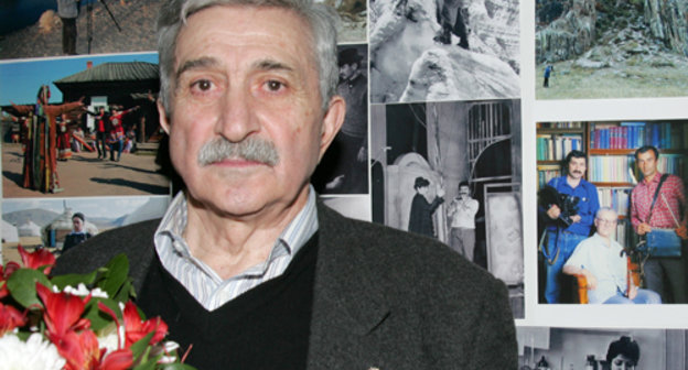 Кинорежиссер и оператор документального кино Султан Цориев. 22 апреля 2011 г. Фото "Кавказского узла"