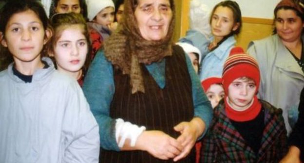 Вынужденные переселенцы из Пригородного района 
Северной Осетии. 2007 г. Фото: Научно-просветительский центр "Праксис" (www.praxiscenter.ru)
