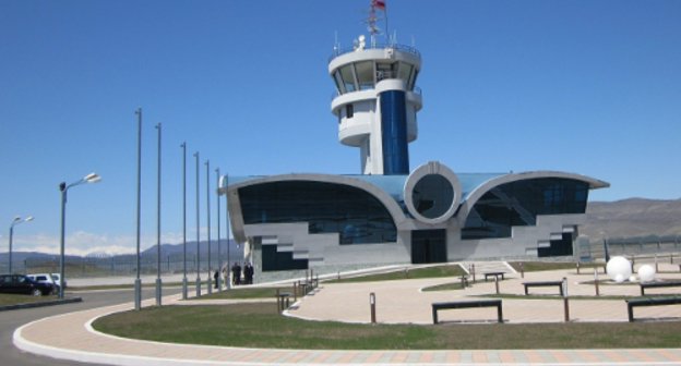 Нагорный Карабах, здание аэропорта в Степанакерте. 14 апреля 2011 г. Фото "Кавказского узла"