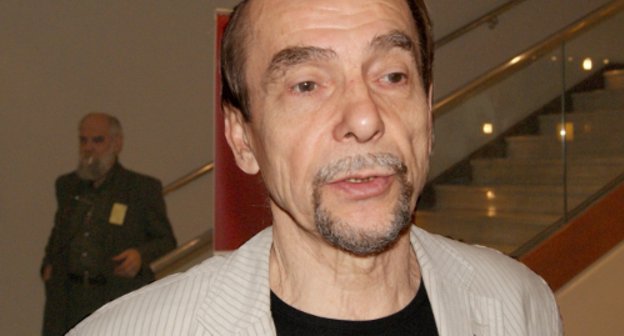 Лев Пономарев, исполнительный директор общероссийского движения "За права человека", депутат Национальной ассамблеи Российской Федерации, на международной сахаровской конференции в Москве 20 мая 2011 г.  Фото "Кавказского узла"