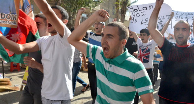 Акция протеста азербайджанской оппозиции. Баку, 19 июня 2011 г. Фото: Информационное агентство "ТУРАН"