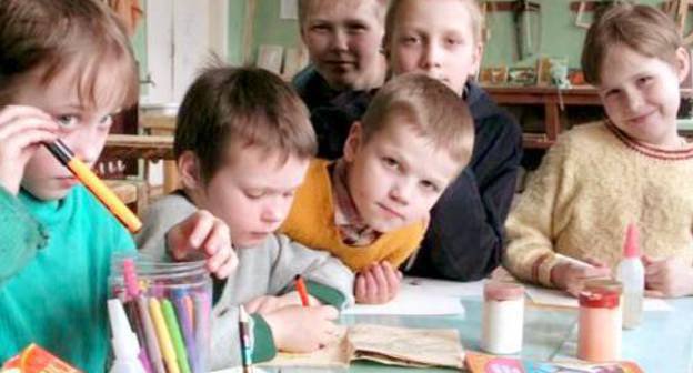Воспитанники детского дома. Фото: kchr.info
