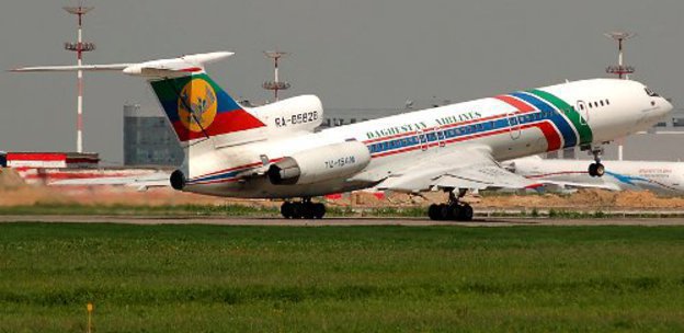 Самолет Ту-154 авиакомпании "Авиалинии Дагестана". Фото: Pavel Adzhigildaev (http://russianplanes.net)