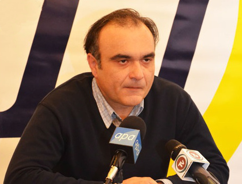 Грузинский журналист Лазо Лазареишвили  на пресс-конференции в офисе Института свободы и безопасности репортеров (ИСБР) в Баку. 11 января 2012 г. Фото: www.irfs.az
