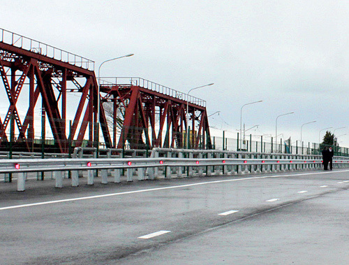 Новый мост через реку Псоу на российско-абхазской границе. 24 января 2012 г. Фото Анжелы Кучуберия для "Кавказского узла"