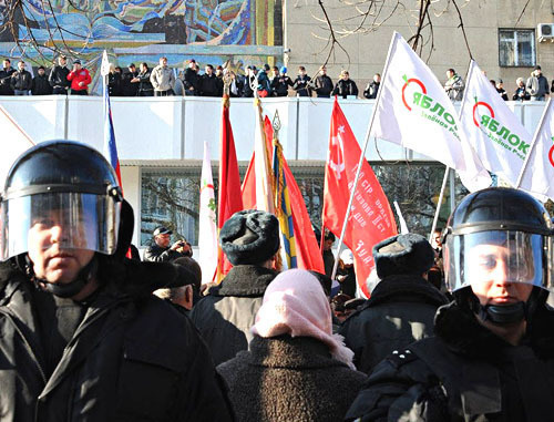 Митинг "За честные выборы" в Краснодаре. 10 декабря 2011 г. Фото: Елены Синеок, www.yuga.ru
