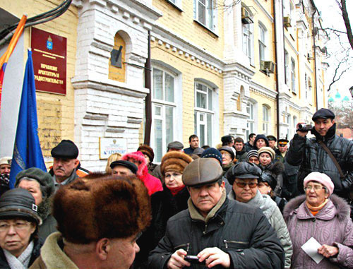 Жители Астрахани поддержали голодающих. Астрахань, 18 марта 2012 г. Фото: Сергей Кожанов, sergeykozhanov.livejournal.com