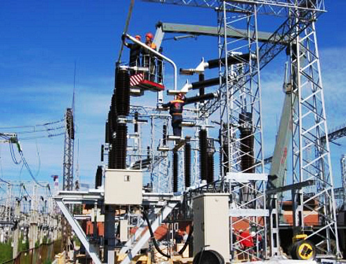Реконструкция электроподстанции "Псоу" на 220 кВ в Сочи. 2010 г. Фото: http://elektroas.ru/ Реконструкция электроподстанции "Псоу" на 220 кВ в Сочи. 2010 г. Фото: http://elektroas.ru/