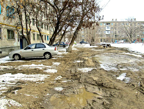 Дорога на улице Писемского в Волгограде. Фото: www.razruha.ru