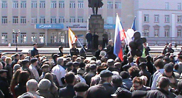 Митинг в поддержку участников голодовки. Астрахань. 31 марта 2012 г. Фото Елены Гребенюк для «Кавказского узла»