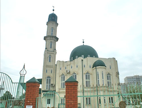 Бывшая центральная мечеть в Грозном. Фото: islamcenter.ru