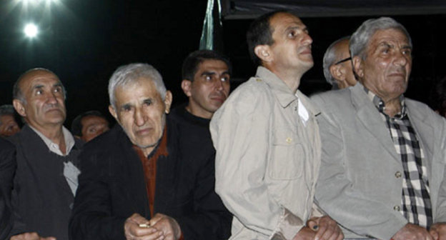 Участники митинга АНК на площади Свободы в Ереване 20 апреля 2012 г. Фото: © PanARMENIAN Photo / Varo Rafaelyan