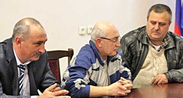 Первые репатрианты из Сирии. Март 2012 г. Фото Мурата Табишева, http://natpress.net