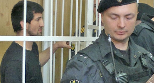 Расул Мирзаев решением судьи Хамовнического суда Москвы оставлен под стражей до 8 июля 2012 года. Москва, 16 мая 2012 г. Фото Юлии Буславской для "Кавказского узла"