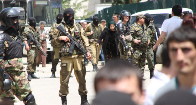 На митинге против произвола силовиков. Махачкала, 1 июня 2011 г. Фото Ахмеда Магомедова для "Кавказского узла"