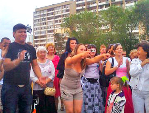 Встреча "ОкупайВолгай" в Астрахани. 22 мая 2012 г. Фото Василия Вороха, http://vvoroh.livejournal.com

