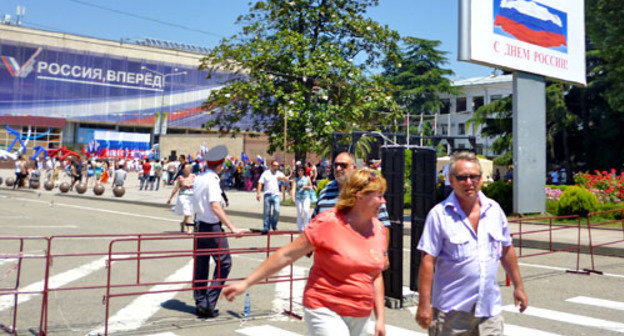 Празднование Дня России в Сочи. 12 июня 2012 г. Фото Светланы Кравченко для "Кавказского узла"
