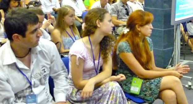 Финальная конференция регионального проекта по формированию толерантности в студенческой среде "Академия молодого гражданина" состоялась в Ростове-на-Дону. 15 июня 2012 г. Фото Олеси Диановой для "Кавказского узла"