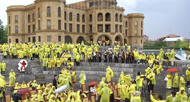 Восьмой международный фестиваль “Золотой Абрикос”. Ереван,  июль 2011 году. Фото:  www.panarmenian.net