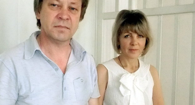 Михаил Батраков и Елена Спасская в зале судебных заседаний. Сочи, 19 июня 2012 г. Фото Светланы Кравченко для "Кавказского узла"