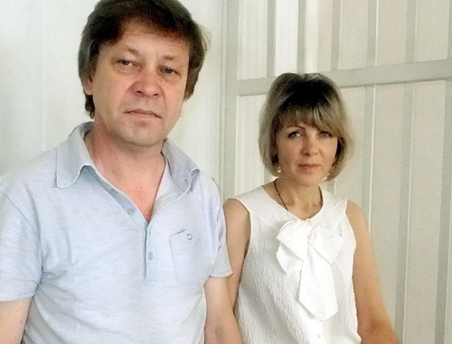 Михаил Батраков и Елена Спасская в зале судебных заседаний. Сочи, 19 июня 2012 г. Фото Светланы Кравченко для "Кавказского узла"