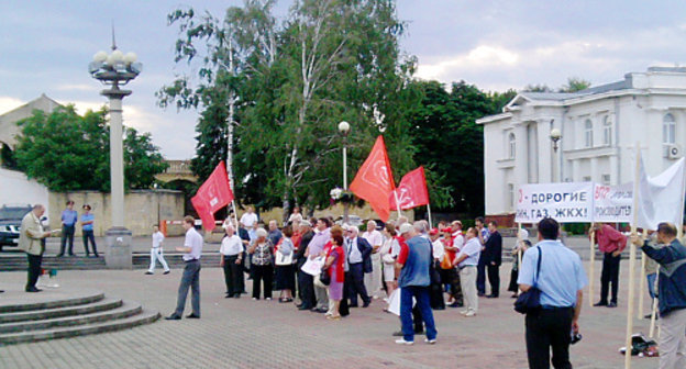  Митинг в рамках всероссийской акции протеста "Вступление в ВТО - это гибель России!". Ставрополь, 3 июля 2012 г. Фото Константина Ольшанского для "Кавказского узла"