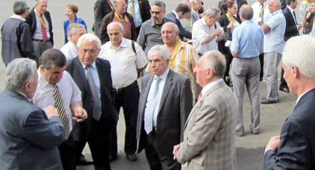 Участники  международной научной конференции на тему "Историко-культурное наследие Армянского нагорья". Нагорный Карабах, Степанакерт, 28 июня 2012 г. Фото Алвард Григорян для "Кавказского узла"
