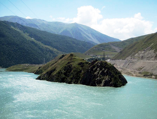 Водохранилище Зарамагской ГЭС в Северной Осетии. Фото Зинаиды Чередниковой